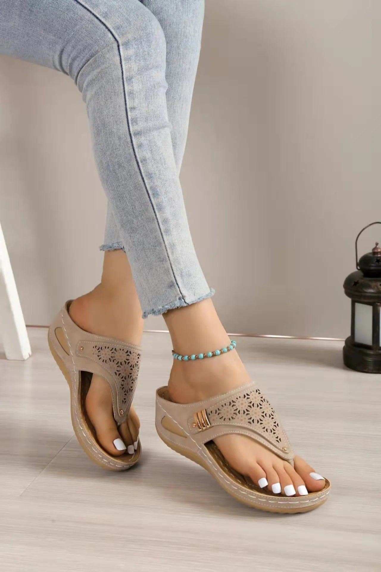 Sandales compensées confortables en cuir pour femmes – Élégance et bien-être garantis