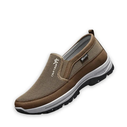 Chaussure homme slip on : Confort absolu et style irrésistible